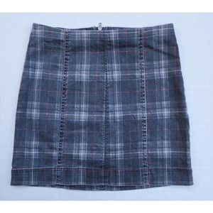 Tinseltown Juniors' Printed-Denim Mini Skirt Black Size 6 (27-28 Inches)